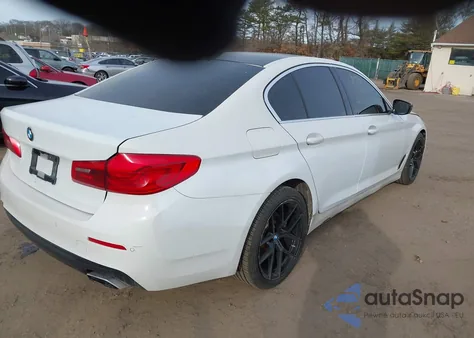 2021 BMW 530I xDrive z USA, uszkodzony, nr VIN WBA13BJ08MWW97455